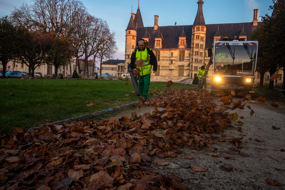 Feuille à feuille, Nevers garde le cap sur la propreté